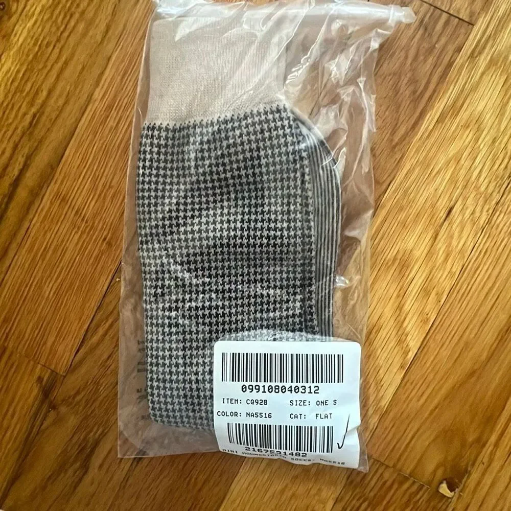 J. Crew Mini houndstooth socks Black and Tan New